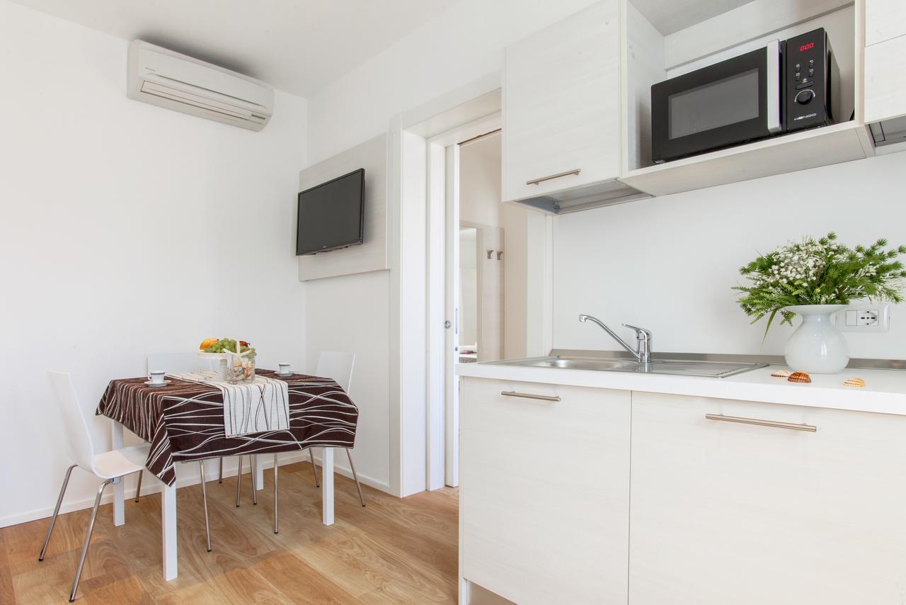 Hotel Houston Suites Rimini Exterior photo