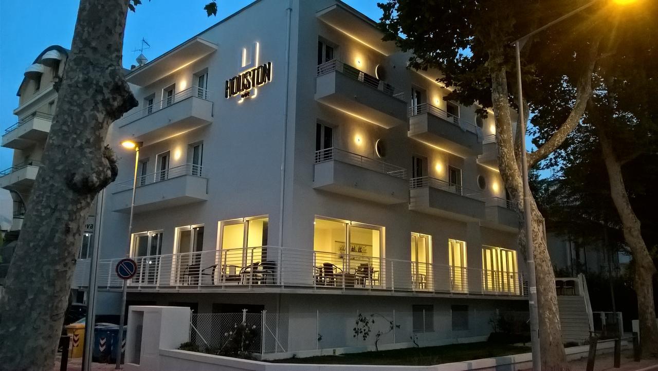 Hotel Houston Suites Rimini Exterior photo